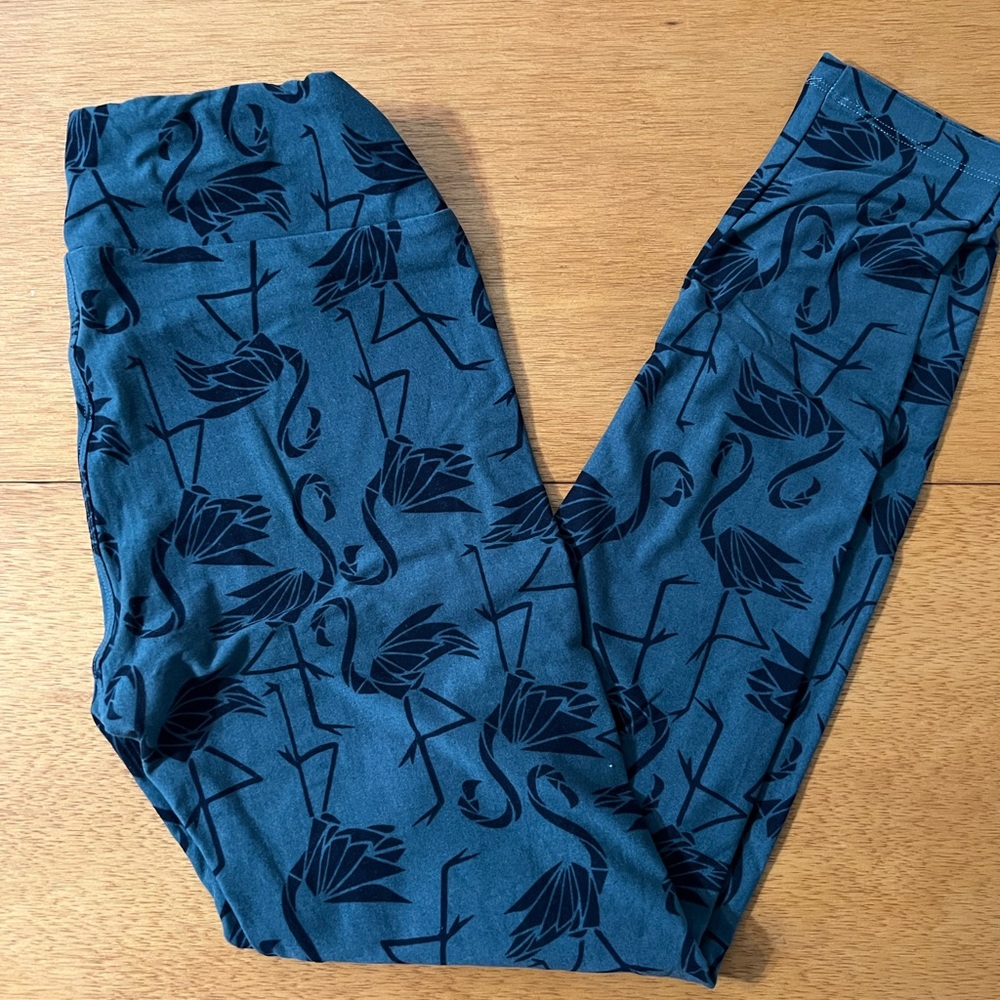 LuLaRoe Flamingo one size leggings